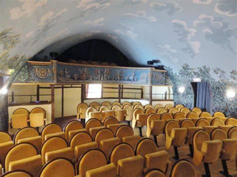 Théâtre Perché dans la mairie