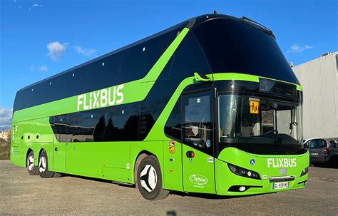 Autocar FlixBus arrivant à Tignes