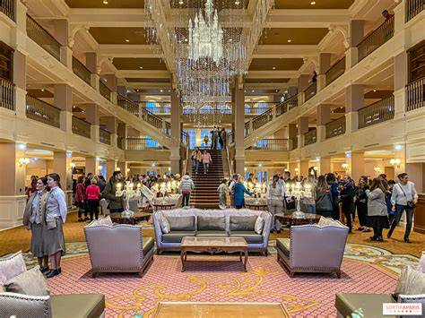 Disneyland Hotel entrée au-dessus du parc