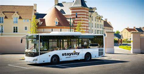 Navette gratuite entre hôtel Explorers et parcs