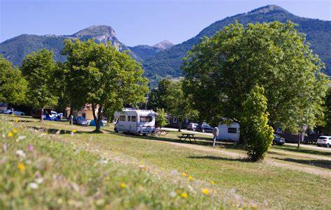 Camping Champ la Chèvre montagnes