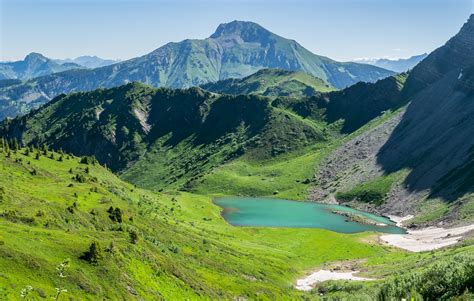 Lac de Tavaneuse et col de Tavaneuse