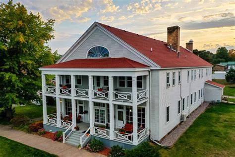 Thunder Bay Inn au bord du lac Supérieur