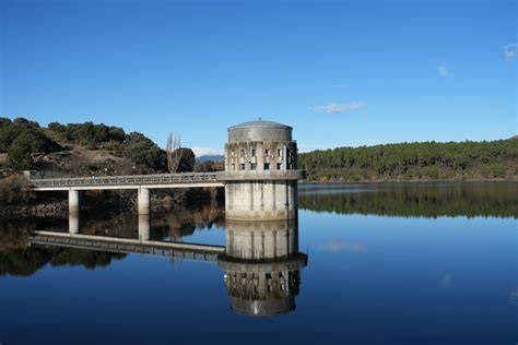 Reflet du château dans le lac