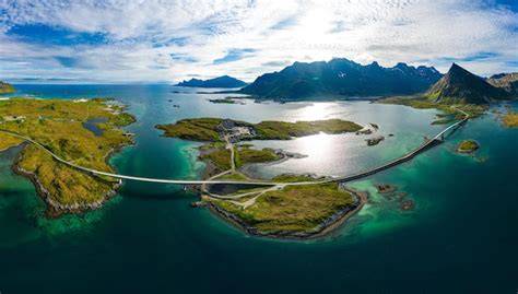 Route E10 ponts et montagnes des Lofoten