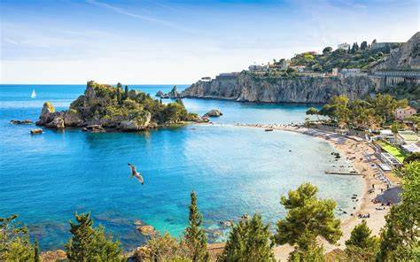 Plage gay de Taormina en Sicile