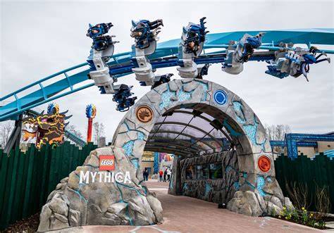 LEGO MYTHICA Wing Coaster MAXIMUS