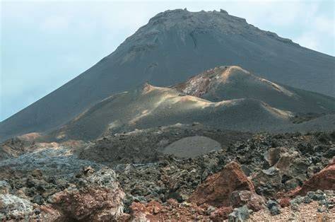 Volcan Pico do Fogo et paysages volcaniques