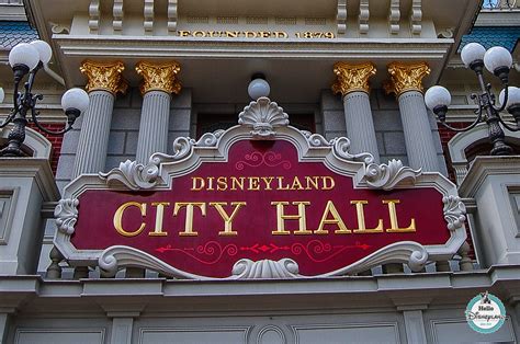 City Hall Disneyland Paris badge anniversaire