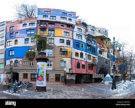 Hundertwasserhaus façades colorées Vienne