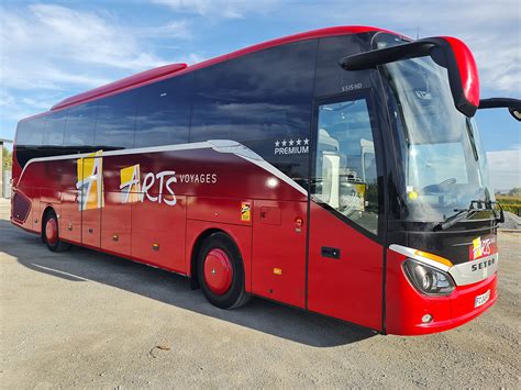 Autocar de tourisme dans les Bouches-du-Rhône