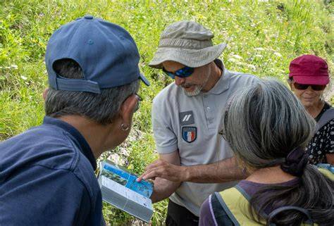 Garde-moniteur en patrouille dans un parc national