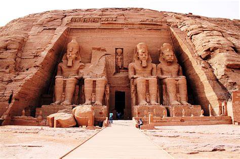 Temples monumentaux d'Abou Simbel