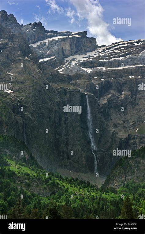 Cirque de Gavarnie et grande cascade
