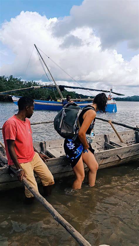 Traversée en pirogue entre Nosy Be et Nosy Komba