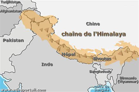 Carte des itinéraires de trekking dans l’Himalaya