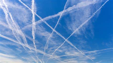 formation des traînées de condensation avion