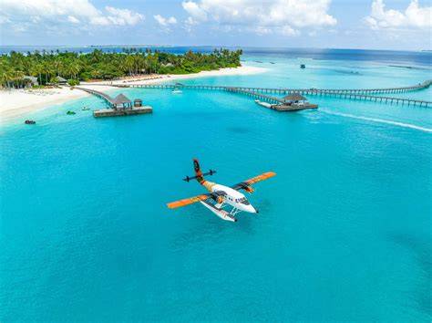 Hydravion amerrissage Maldives dhoni