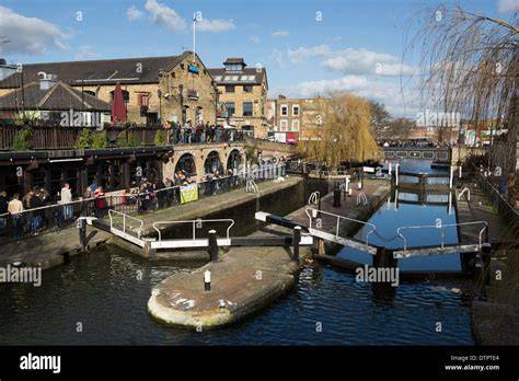 Regent's Canal Camden Lock péniche