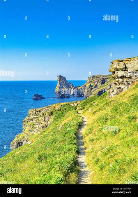 South West Coast Path et falaises de Cornouailles
