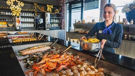 Buffet varié de restaurant pirate