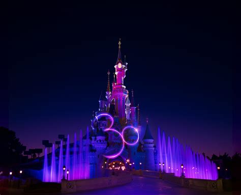 Disneyland Paris château anniversaire 30 ans