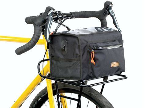 porte-bagages avant vélo avec sacoche