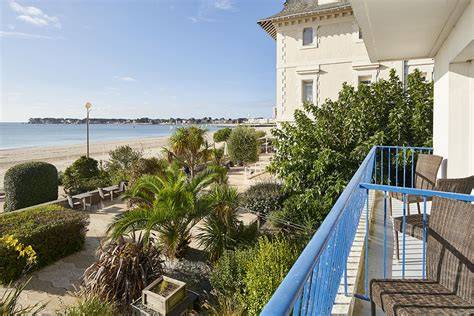 Hôtel Villa Caroline face à la plage