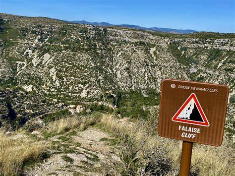 Cirque de Navacelles belvédères et canyon