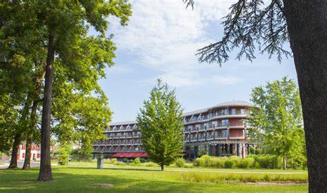 Hôtel Parc Beaumont et parc à Pau