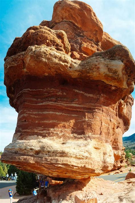 Northshore Road et formations rocheuses rouges