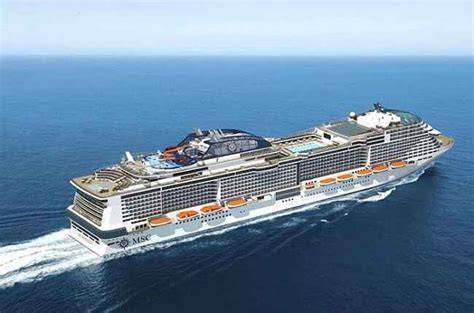 MSC Virtuosa vue extérieure en mer