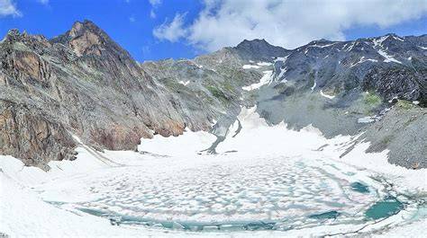 Glaciers et lacs du parc national Vanoise
