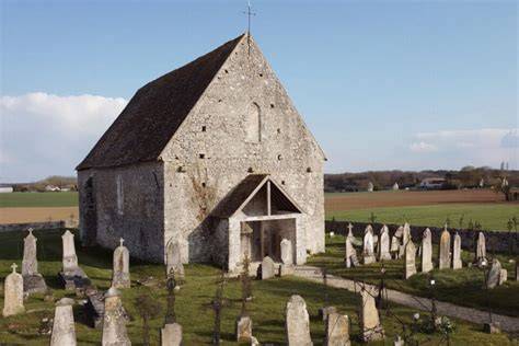 Église protestante et clocher médiéval