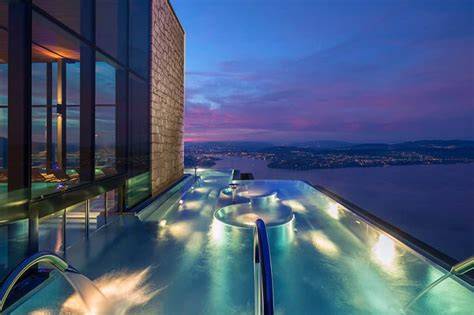 piscine à débordement Bürgenstock Spa