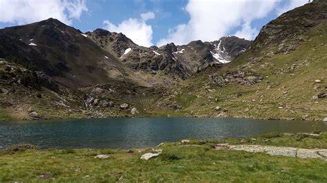 Lacs glaciaires de Tristaina en Andorre