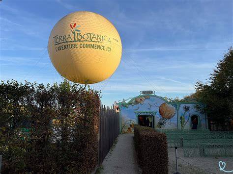 Terra Botanica ballon et attraction forêt