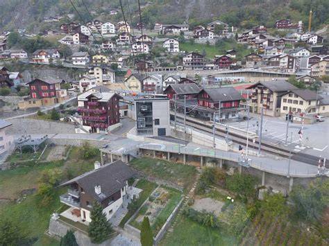 Carte des accès ferroviaires aux stations alpines