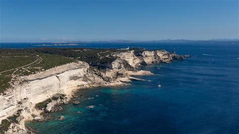 Îles Lavezzi et falaises de Bonifacio