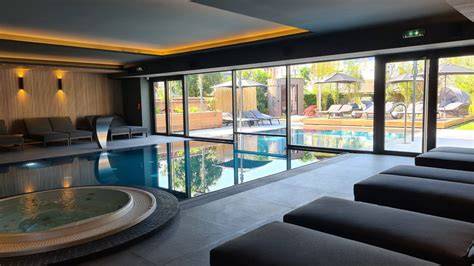 Hôtel spa avec piscine intérieure chauffée