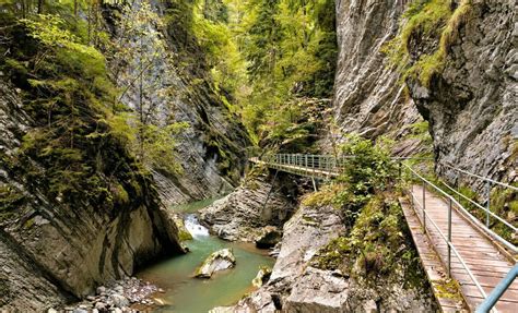 Gorges de Partnach rivière et passerelles