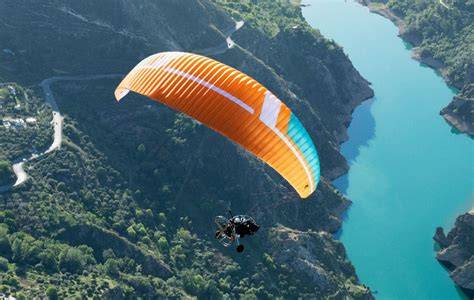 Paramoteur trekking avec voile légère