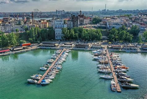 Marina de Tomis à Constanța