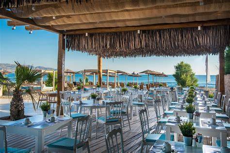 Paralos Lifestyle Beach piscine et plage