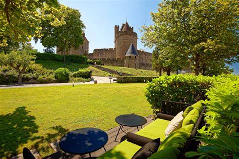 Hôtel entouré de jardins en Sardaigne