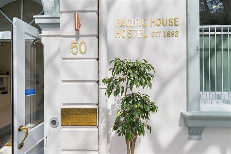 Pacific House Hostel Sydney façade historique