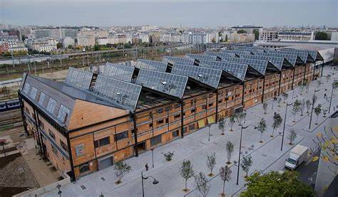 Halle Pajol et auberge solaire