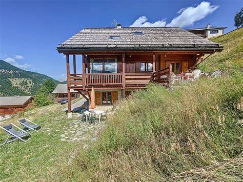 Chalet HI face aux Alpes