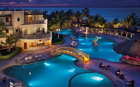 Resort tout compris plage piscine spa