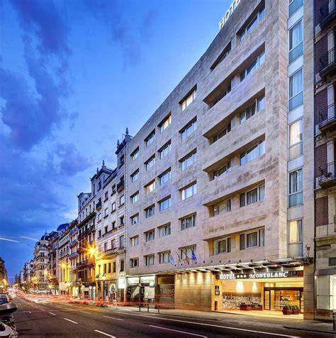 HCC Montblanc façade Via Laietana Barcelone